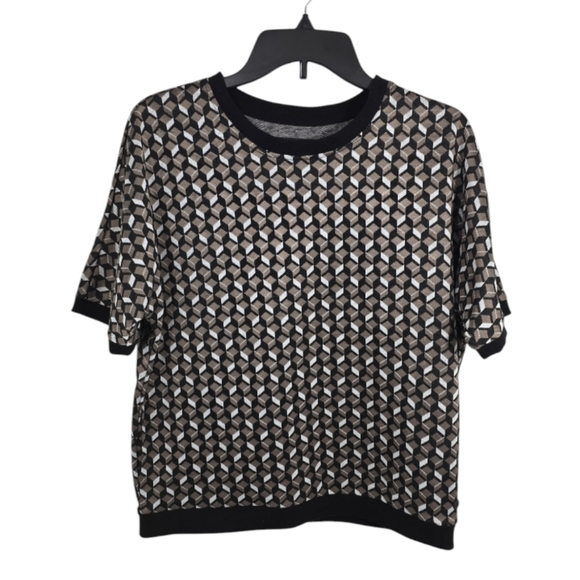 {Andrew Marc} Sport Women's Short Sleeve Fashion Sweatshirt - Size Medium - Picture 3 of 12